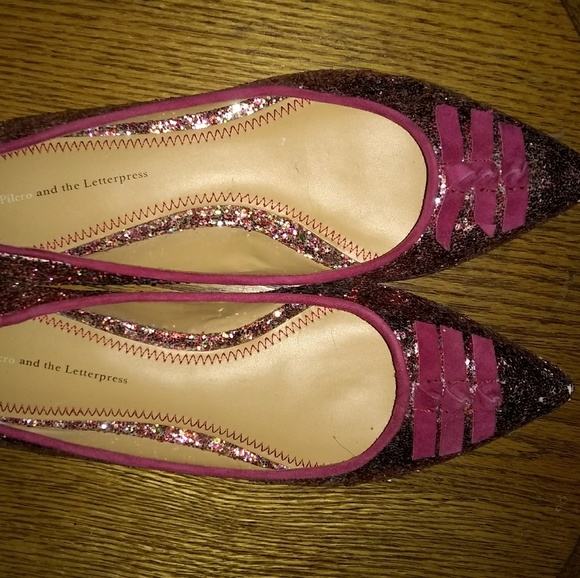 Anthropologie Shoes - Anthro Pilcro Letterpress Pink Glitter Flats Sz 7